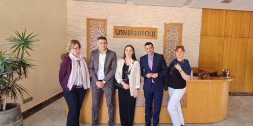 Mme.Katarzyna Pawęskaf, professeur à l’IULT Wrocław en Pologne présente un séminaire linguistique !